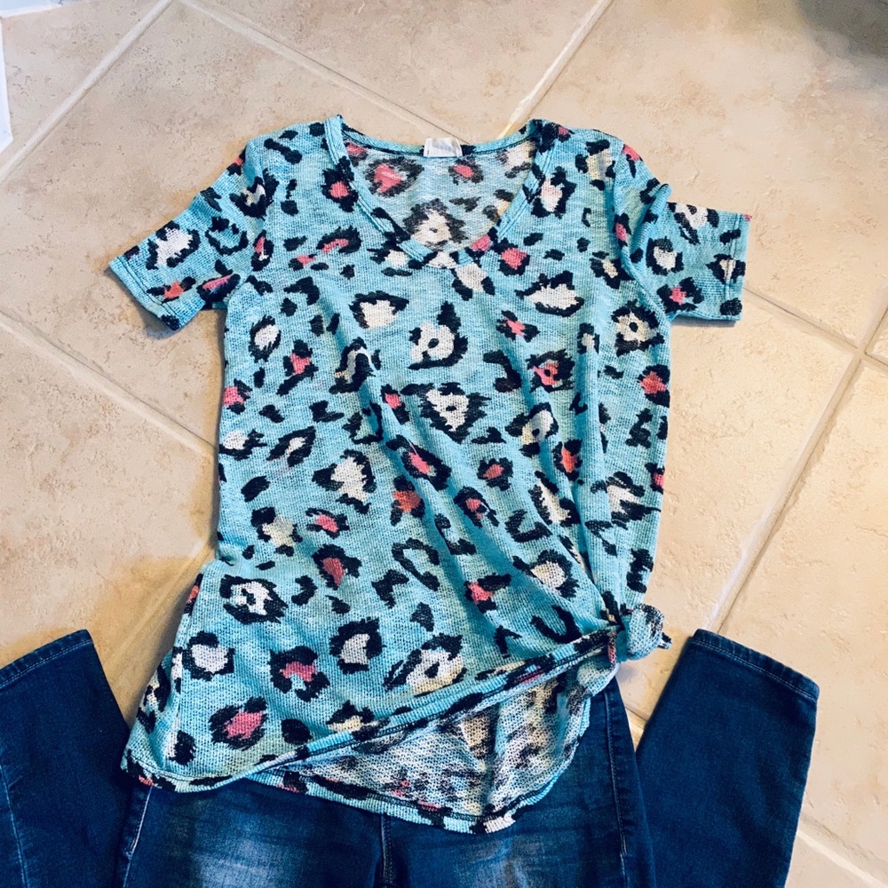 Multi leopard top - Picture 3 of 5